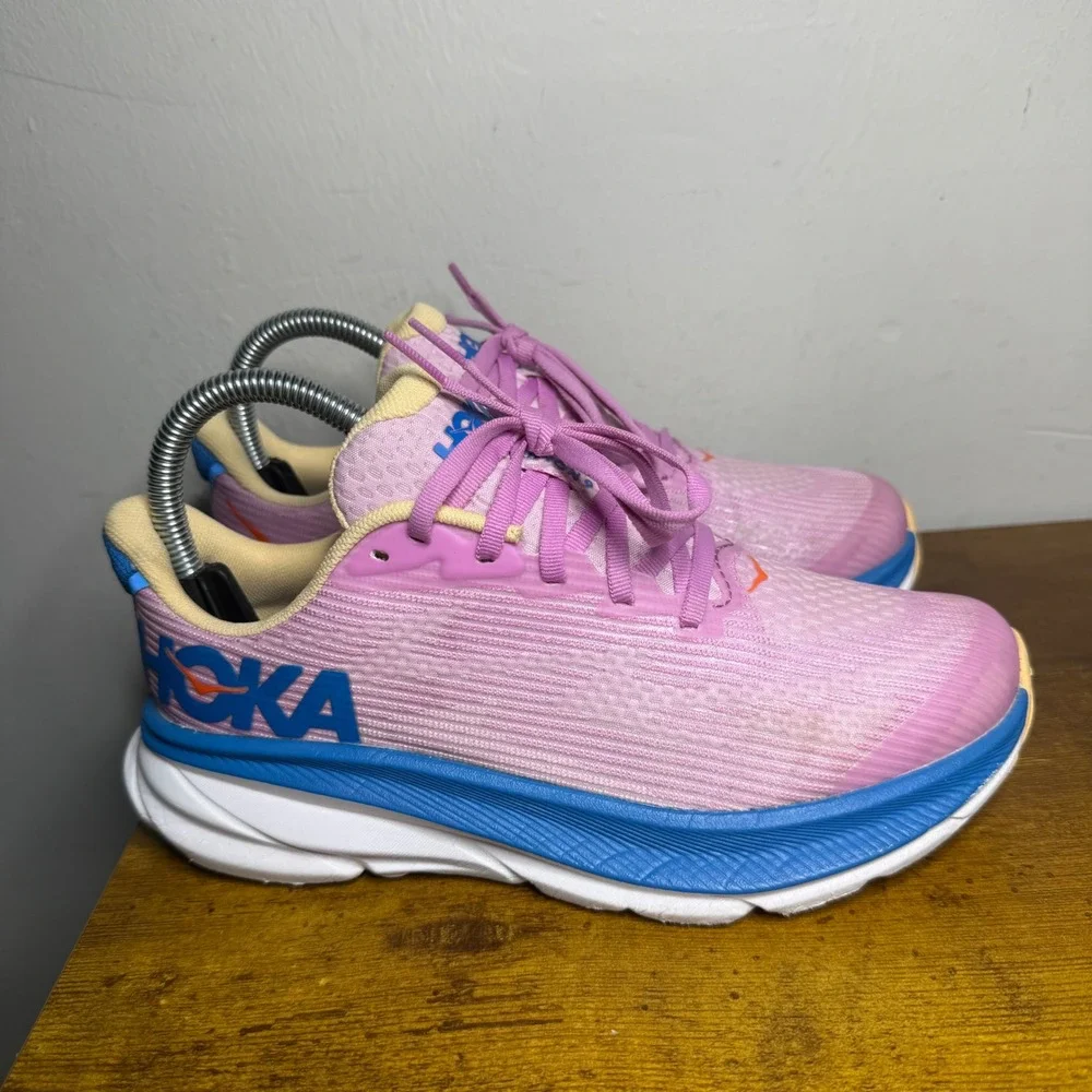 Hoka Clifton 9 Running Shoes Youth Size 4.5 Pink Blue 1131170 CSLC